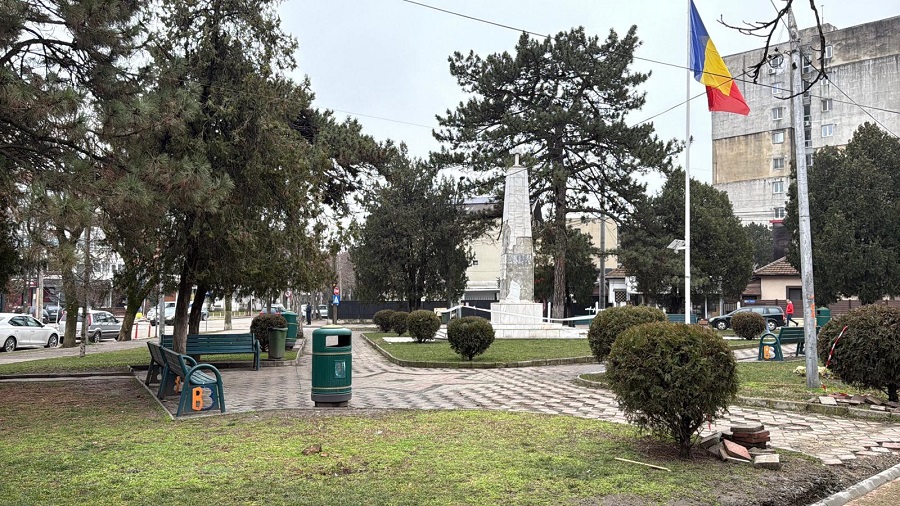 Părculeț în reabilitare. Ofertă din partea unor particulari