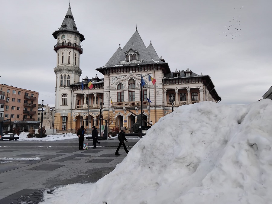 Zăpadă scumpă. Este mai ieftină cărată sau topită?