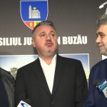 Întâlnire Ciolacu - Toma - Lungu, la Palatul Comunal. Edilul Toma, după discuții: „Va fi armonie, va fi pace, va fi dragoste...”