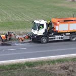 Utilaj modern, la Direcția de Drumuri și Poduri Buzău. Un nou mod de reparare a gropilor de pe carosabil