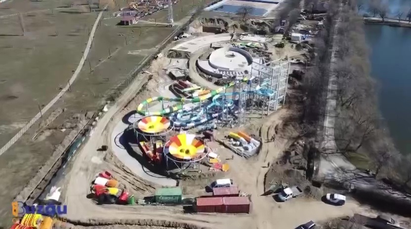 Cu microbuzul la ștrand. Parcul acvatic va beneficia de transport în comun