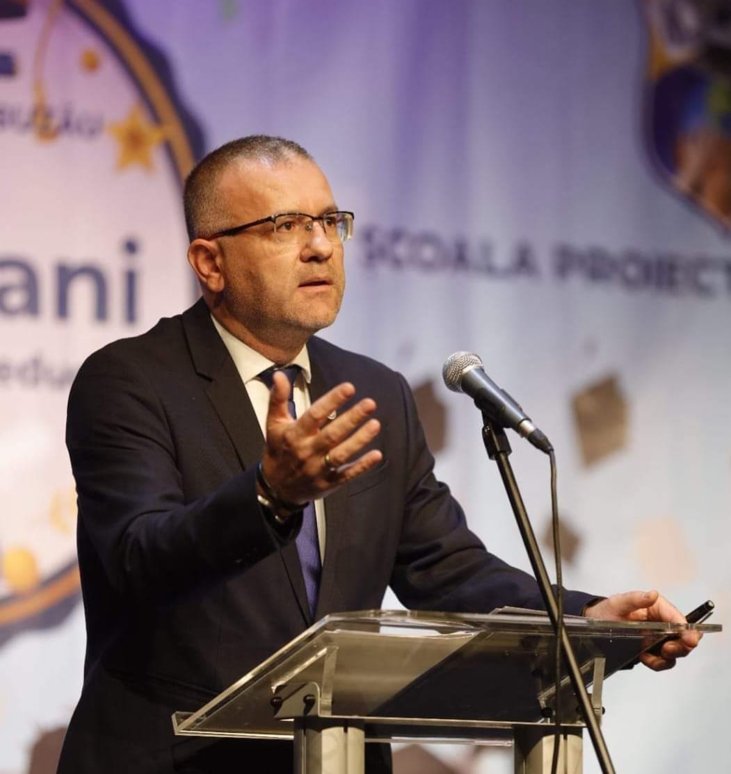 (AUDIO) Fost director la Electrica Serv, după demisie, despre „șobolani”: S-au bucurat că se pot desfășura în urma mea!