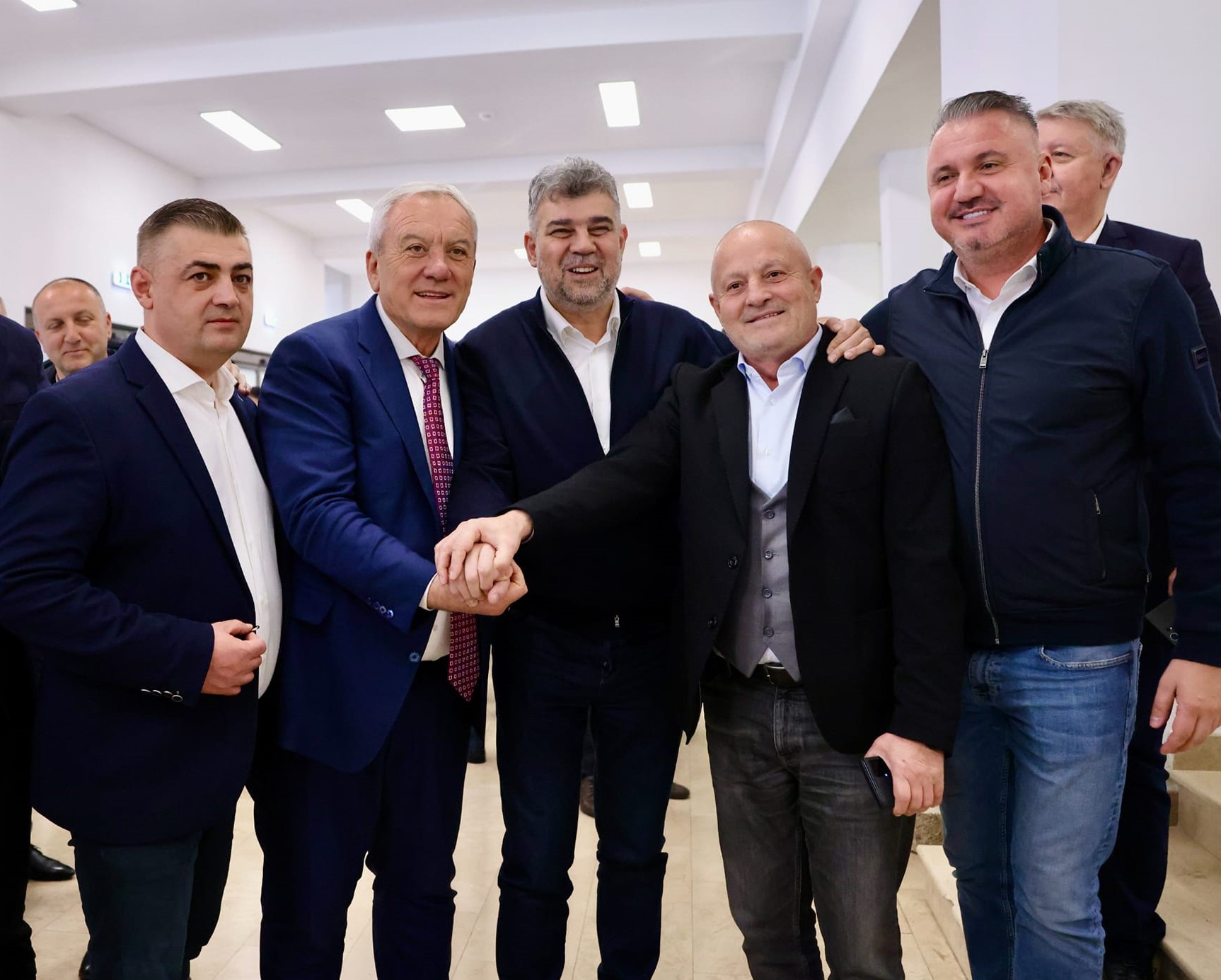 (VIDEO/AUDIO) Emanoil Neagu, acid cu Romeo Lungu și Adi Petre: Oameni mici…