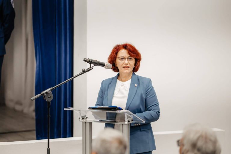 Prefectul Liliana Sbîrnea, la Radio Campus: Îmi voi da demisia!