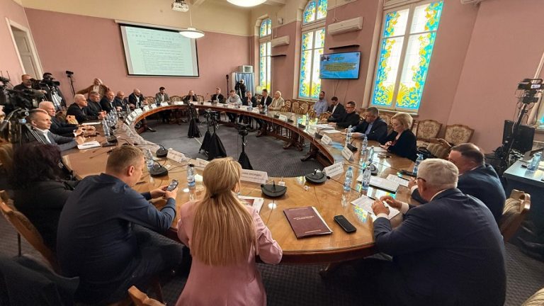 PSD a încurcat socotelile în CLM. Două proiecte au eșuat din cauza absenței a 3 consilieri