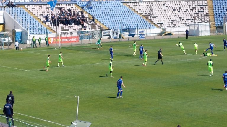2-0 fără emoții. Metalul trece de Poli și e pe primul loc în grupa A