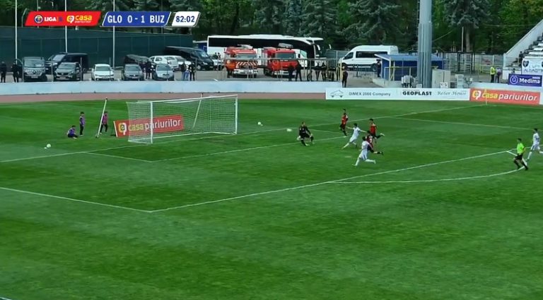 Metalul merge "ceas" în play-out. Victorie și la Bistrița