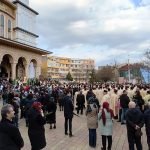 Procesiune impresionantă, de Florii. Vremea frumoasă a scos din case mii de buzoieni