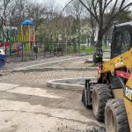 Etapă nouă pe Aleea Crângului. Se asfaltează trotuarele