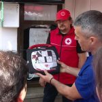Echipament vital în Piața Centrală. Crucea Roșie Buzău a montat un defibrilator automat