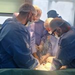 Premieră medicală în Buzău. Primele artroplastii totale efectuate la S.J.U. Buzău