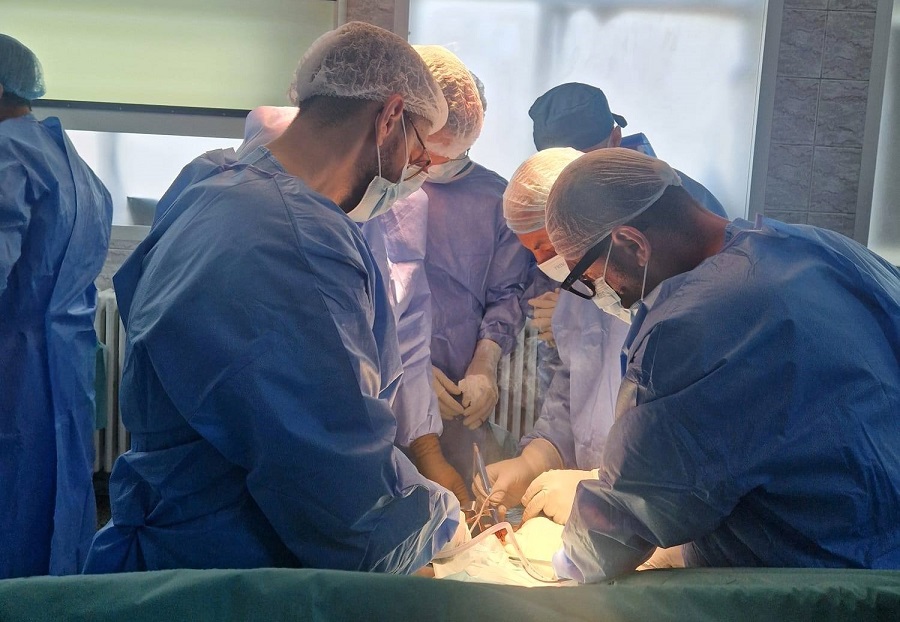 Premieră medicală în Buzău. Primele artroplastii totale efectuate la S.J.U. Buzău