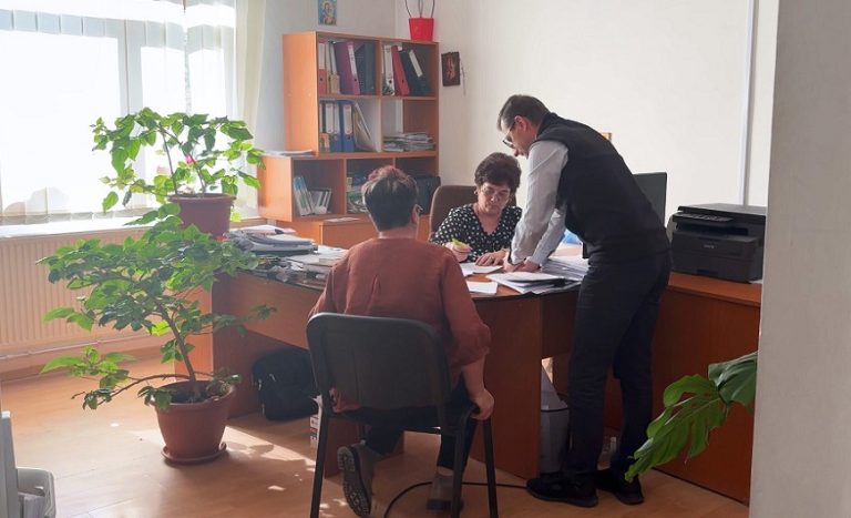 Salarii și facturi neplătite. Primăria Lopătari, paralizată după demisia contabilului