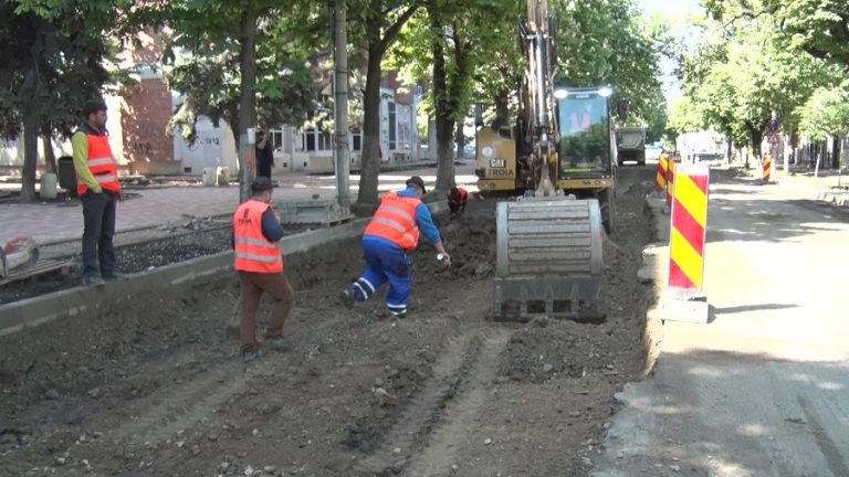 Ghinion curat. Un strat argilos a fost descoperit pe Bălcescu