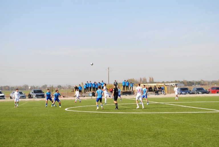 Gata cu circul de pe margine! FRF introduce sancțiuni pentru părinții agresivi