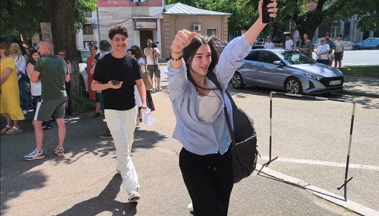 A debutat Evaluarea Națională 2026. Candidații, optimiști după proba la Limba și Literatura Română