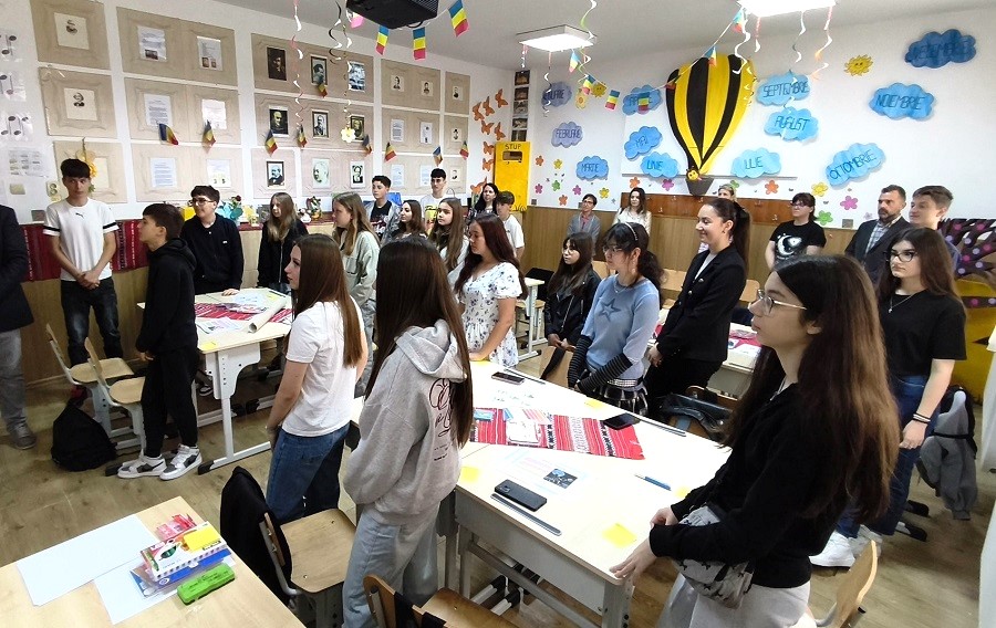 Nou proiect Erasmus+ la Școala Cochirleanca. Școli din patru țări, unite pentru combaterea prejudecăților