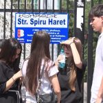 Evaluarea Naţională, la final. Elevii și părinții așteaptă cu emoție rezultatele examenului