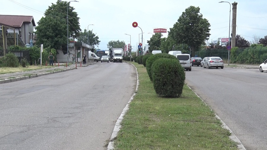 Investiții în așteptare. Drăgaica întârzie reabilitarea a două străzi