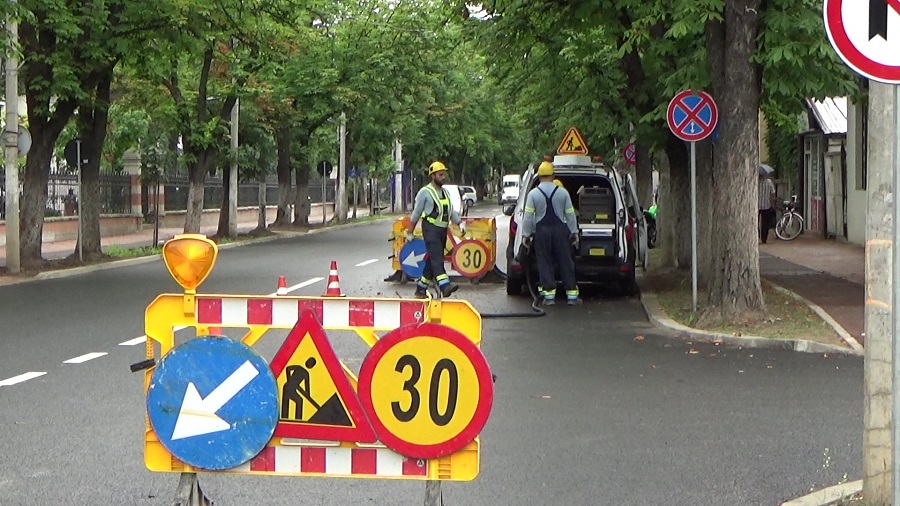 Săpătură în asfalt. Intervenție fără permisiune