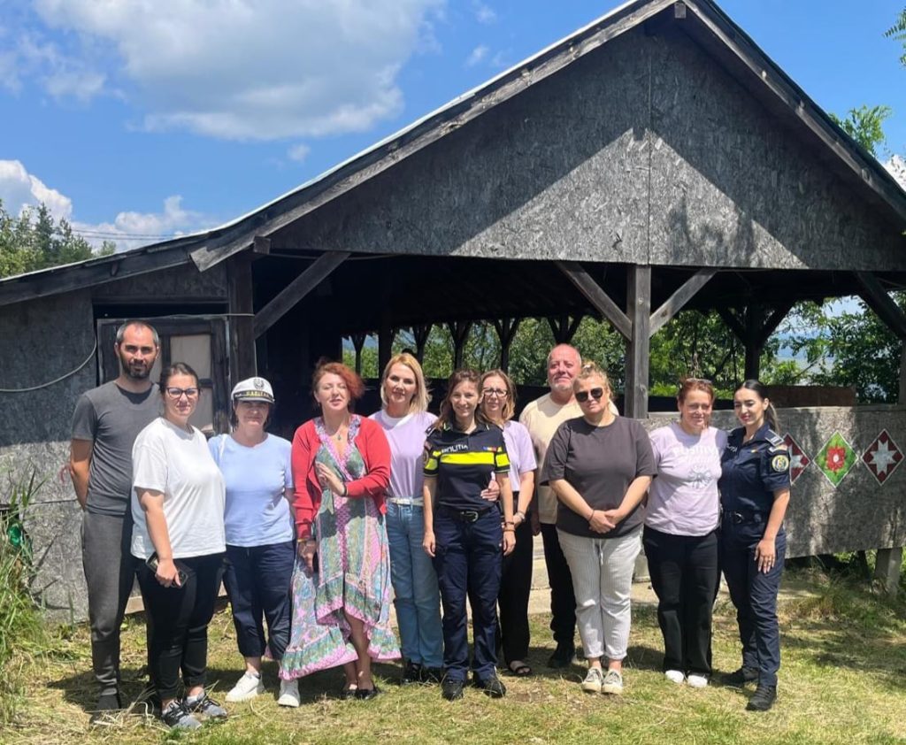 Campanie împotriva violenței domestice. Serviciul de Probațiune, ateliere în taberele școlare
