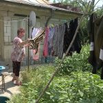 „Aer imposibil de respirat!” Coșmarul trăit de sătenii din Boboc din cauza mirosului de fecale