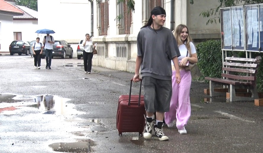 De la Bac, direct spre Vama Veche. Unii absolvenți așteaptă rezultatele chiar de pe Litoral
