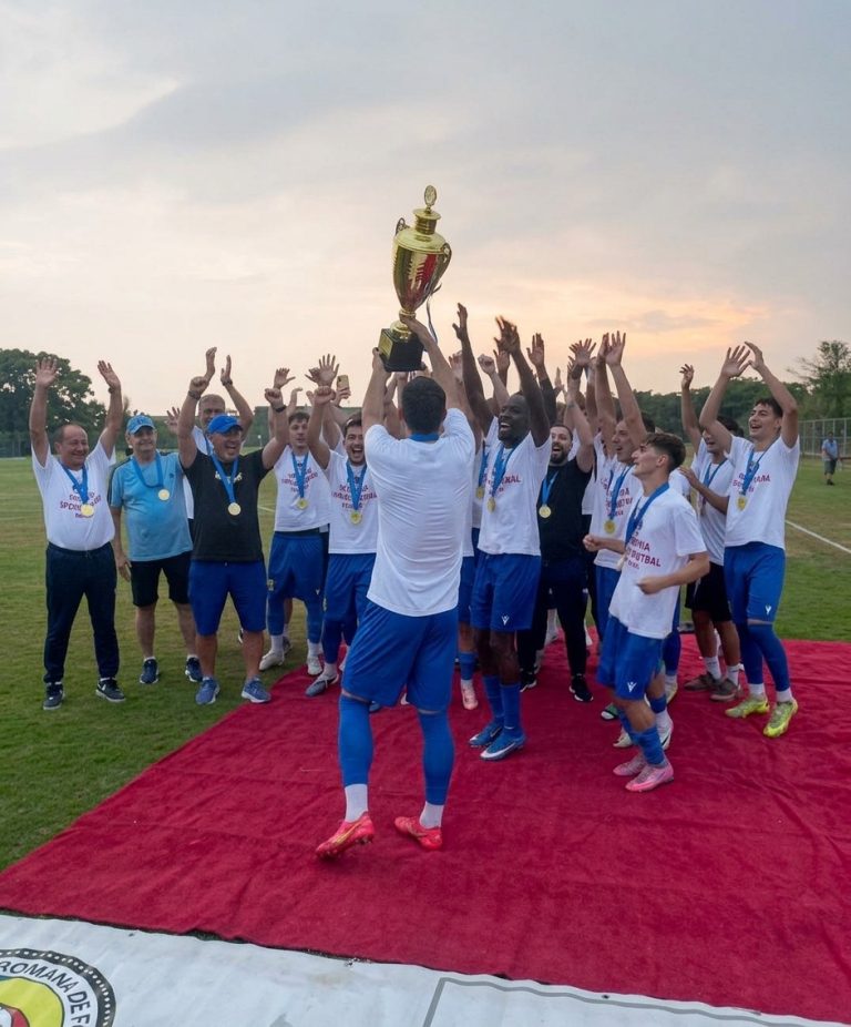Berca, fără rival. Galben-albaștrii au luat și Supercupa