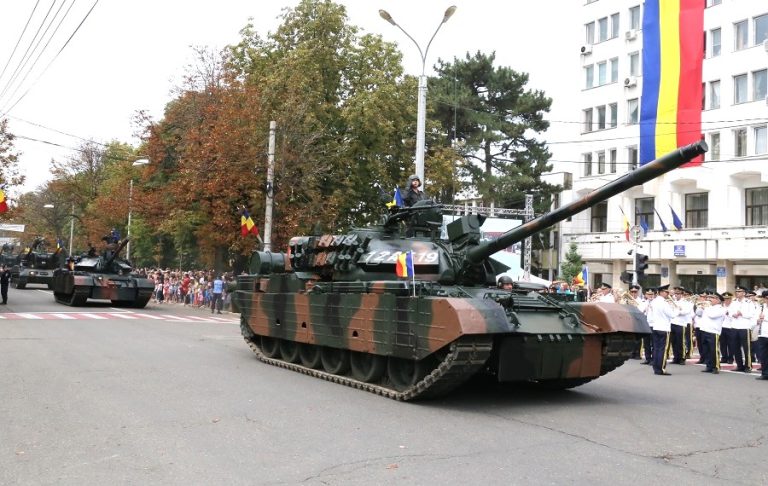 Expoziții, paradă militară și festival de muzică. Buzăul celebrează 110 ani de la înființarea Armatei a 2-a