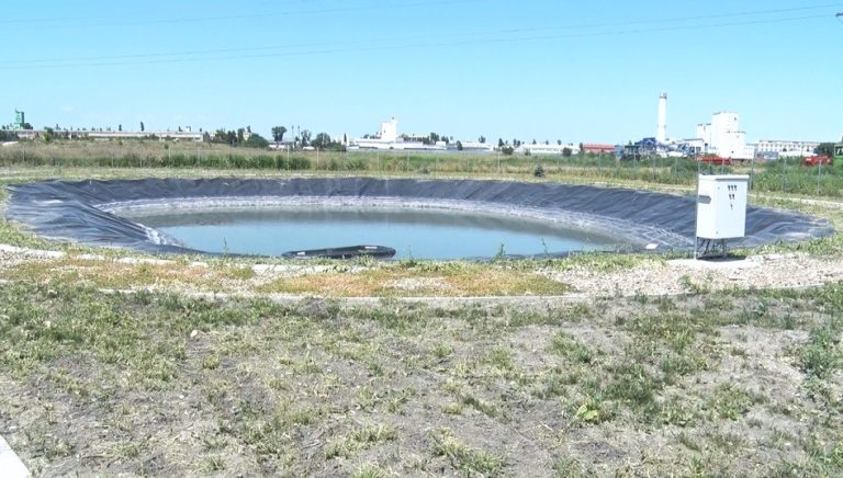 Apa de ploaie nu se mai pierde. S-a construit la Buzău primul bazin de retenție a apelor pluviale