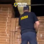 Captură record de țigări de contrabandă. Un camion și o autoutilitară, ticsite cu pachete