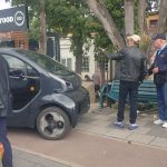 Accident pe Bulevardul Unirii: A tras de volan pentru a evita un autoturism și a ajuns pe trotuar