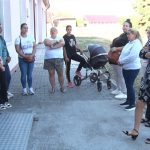 Tensiuni la Școala Boboc. Părinți revoltați după ce copiii lor au fost mutați la altă școală