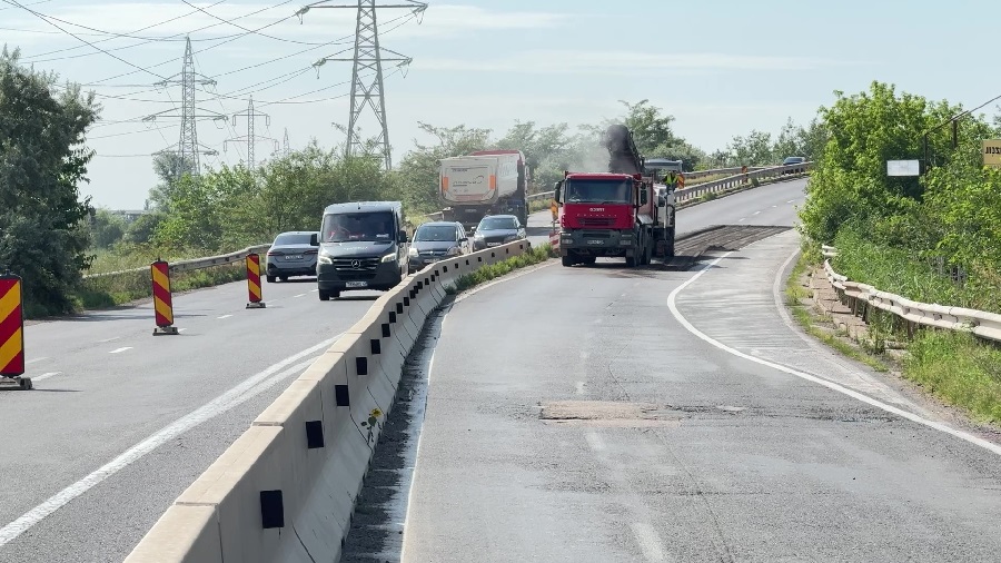 Din nou restricții. Intervenții pe pasarela Nehoiașu
