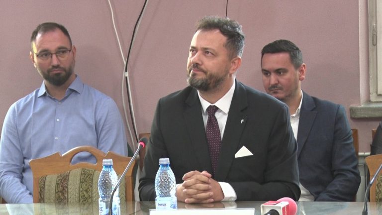 Proiect retras. Școală pentru toți