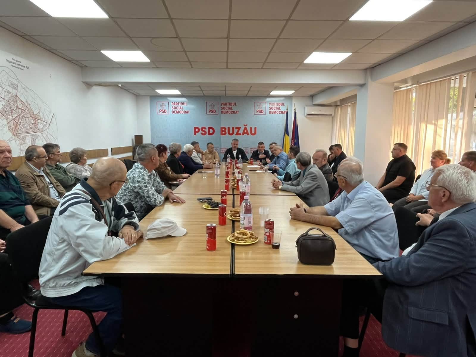 (FOTO) Buzoieni din cartiere, pregătiți-vă de revenirea în stradă a activiștilor de la PSD!