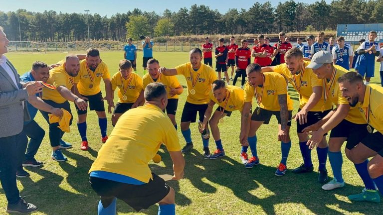 Din nou campioni. Titlul național la oină rămâne la Râmnicu Sărat