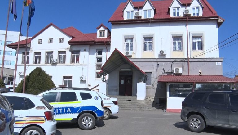 Un buzoian acuză, Jandarmeria și Poliția neagă. Bărbatul spune că a fost bătut de jandarmi, în sediul Poliției