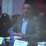 Alba-neagra cu un container. Jocuri amuzante în CLM